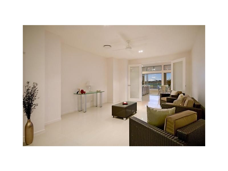 27 Abbey Court, Pelican Waters QLD 4551