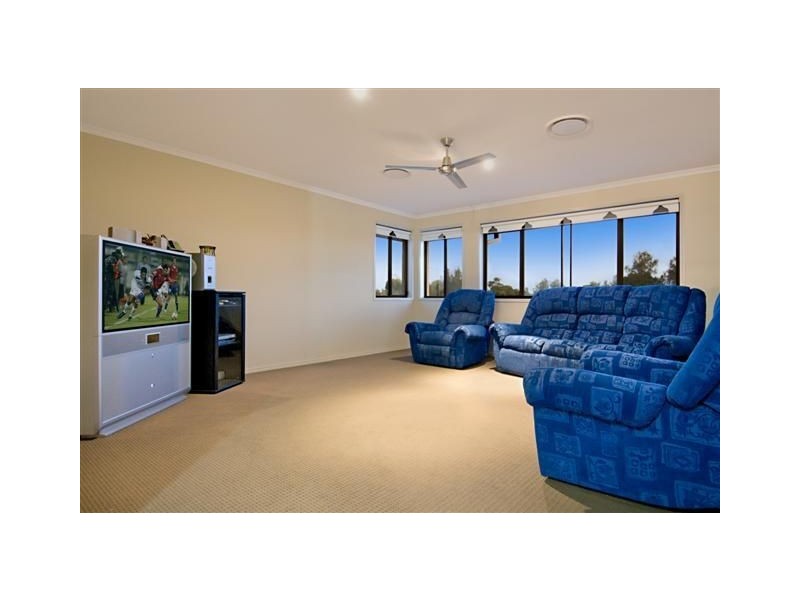 26 Kuthar Street, Pelican Waters QLD 4551