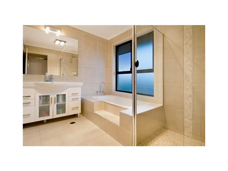 26 Kuthar Street, Pelican Waters QLD 4551