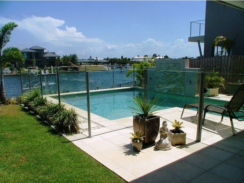 37 Bellanboe Cct, Pelican Waters QLD 4551