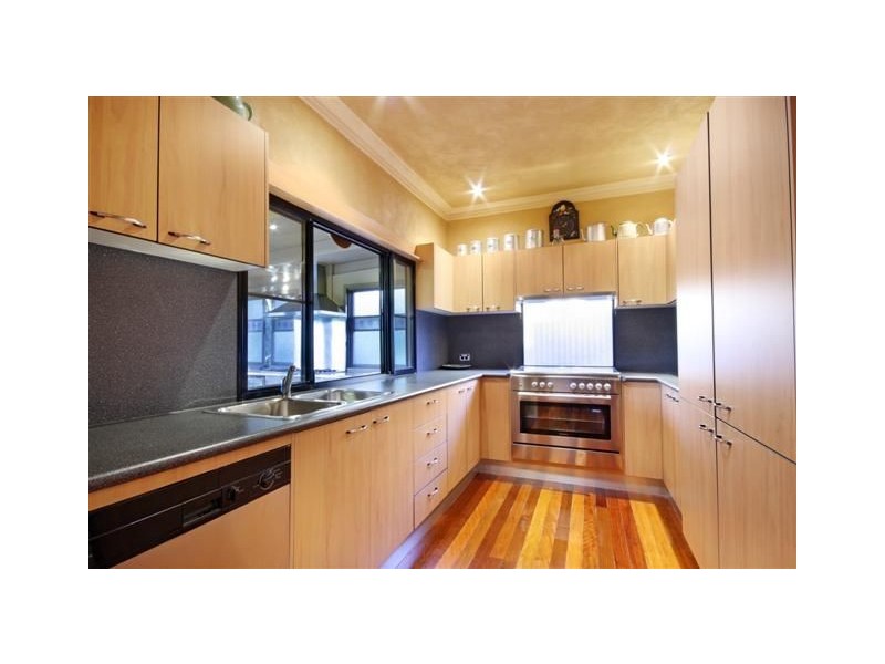 21 Regent Street, Caloundra QLD 4551