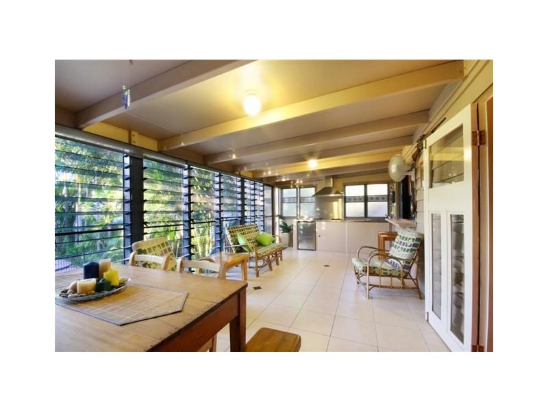 21 Regent Street, Caloundra QLD 4551