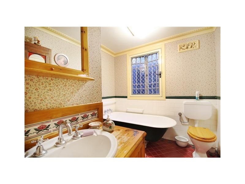 21 Regent Street, Caloundra QLD 4551