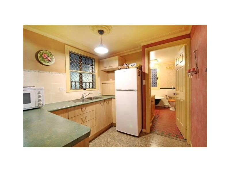 21 Regent Street, Caloundra QLD 4551