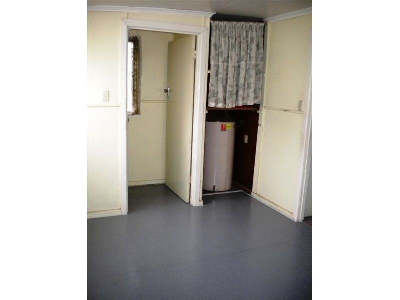 4 Bowman Road, Caloundra QLD 4551