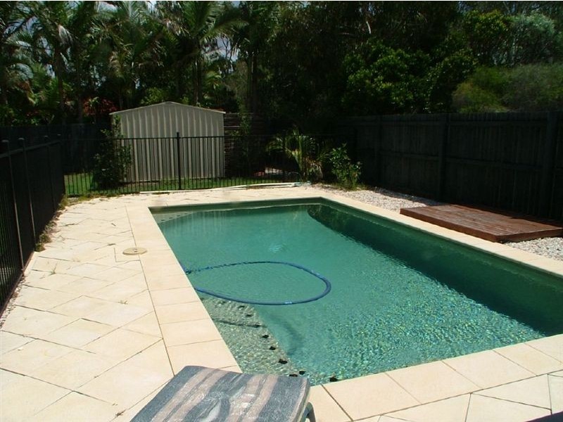 2 Reliance Cct, Pelican Waters QLD 4551