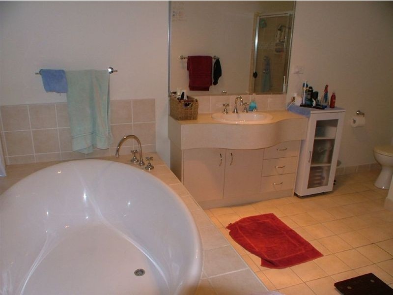 2 Reliance Cct, Pelican Waters QLD 4551