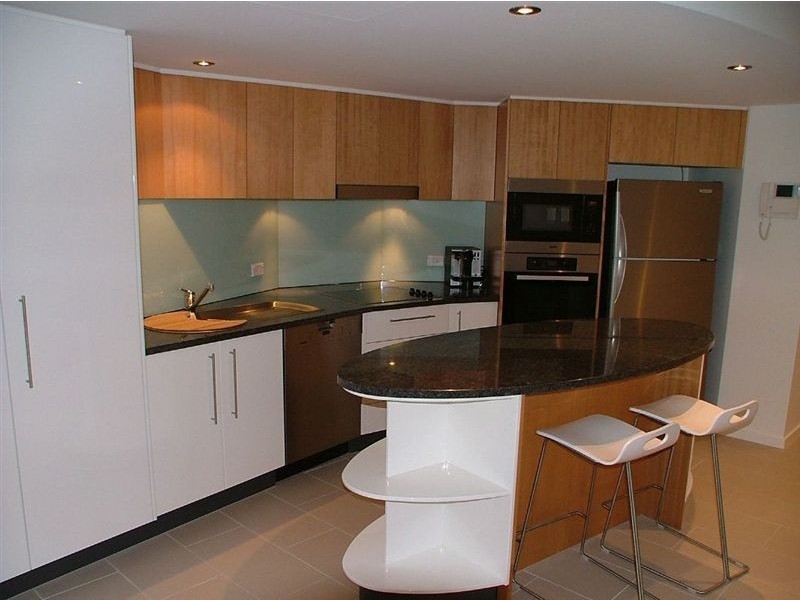 10 Leeding Terrace, Caloundra QLD 4551
