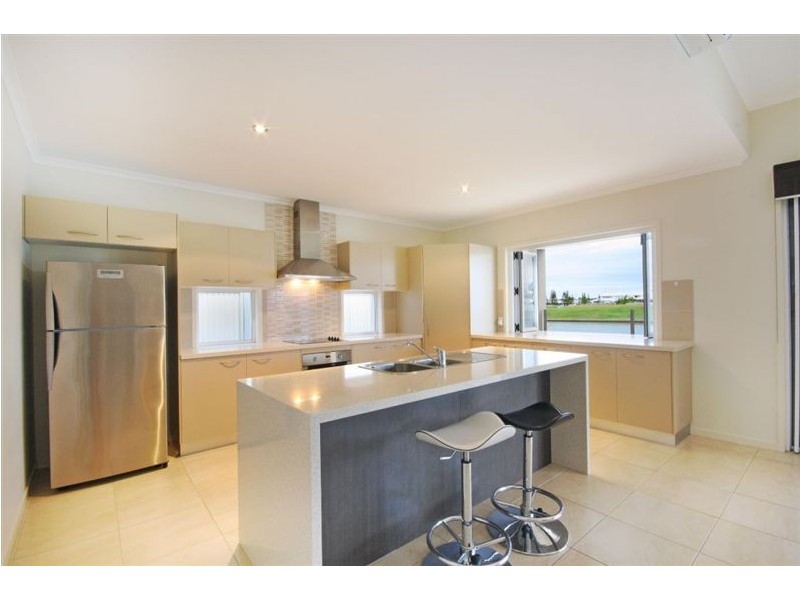 22 Westholme Cct, Pelican Waters QLD 4551