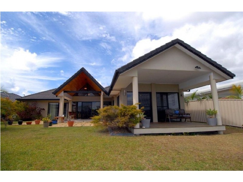 107 Mahogany Drive, Pelican Waters QLD 4551