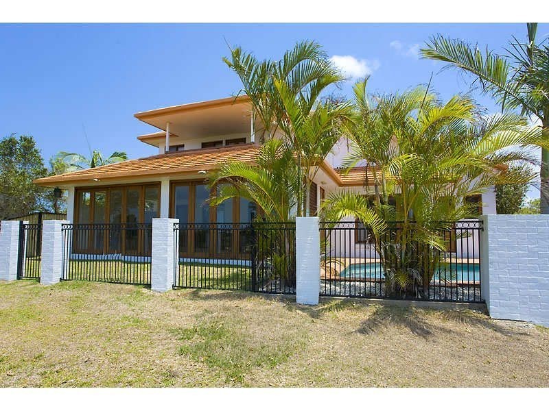 31 Webb Ellis Court, Pelican Waters QLD 4551