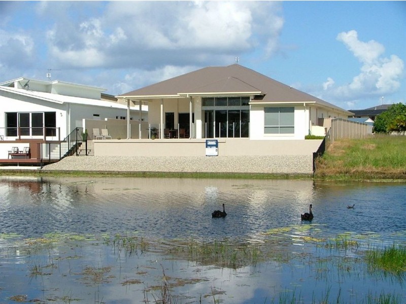 15 Francis Court, Pelican Waters QLD 4551