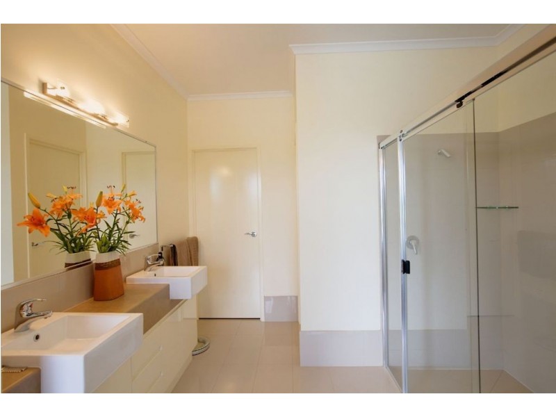 15 Francis Court, Pelican Waters QLD 4551