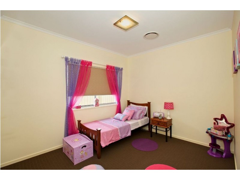 15 Francis Court, Pelican Waters QLD 4551