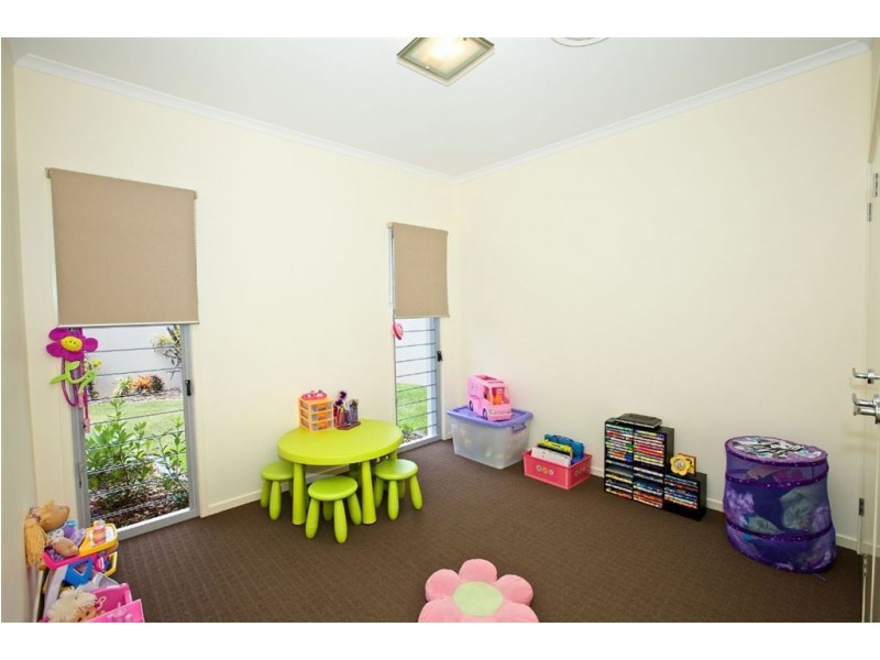 15 Francis Court, Pelican Waters QLD 4551