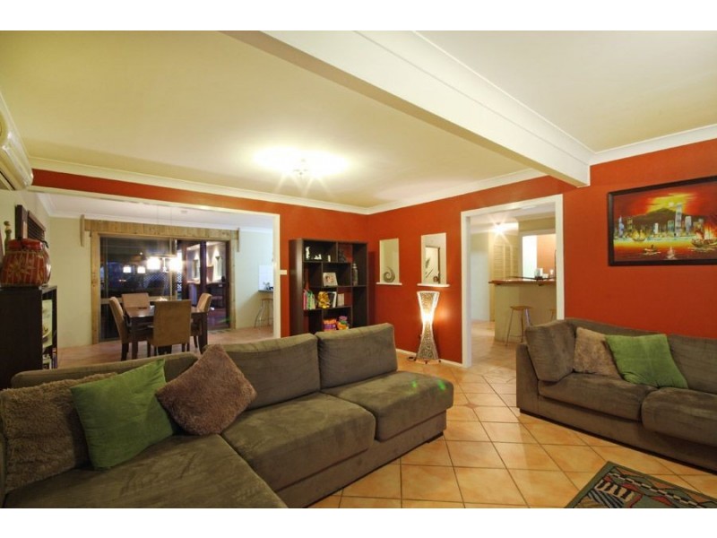 16 Earnshaw Street, Golden Beach QLD 4551