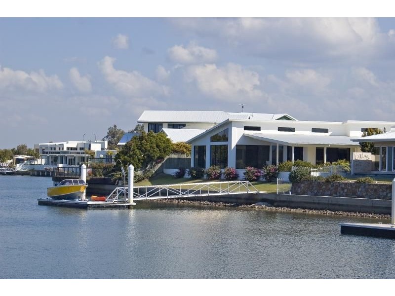 6 Tripcony Court, Pelican Waters QLD 4551