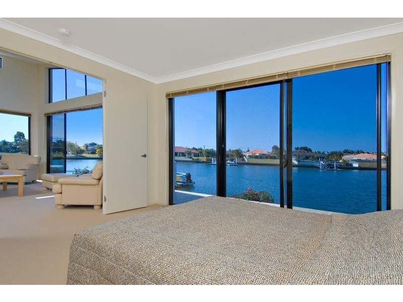 6 Tripcony Court, Pelican Waters QLD 4551