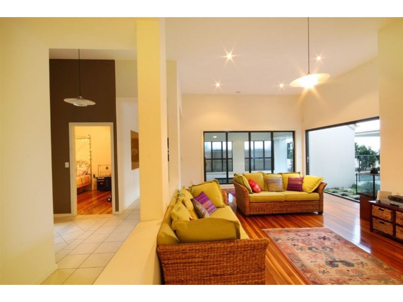 3 Tytherleigh Lane, Pelican Waters QLD 4551