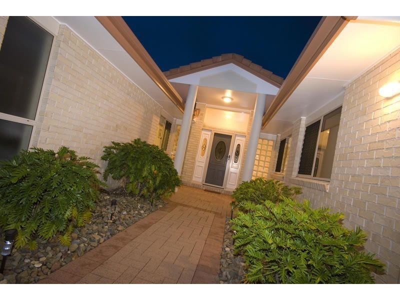 3 Archer Court, Pelican Waters QLD 4551