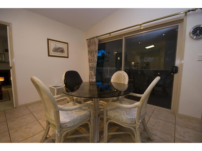 3 Archer Court, Pelican Waters QLD 4551