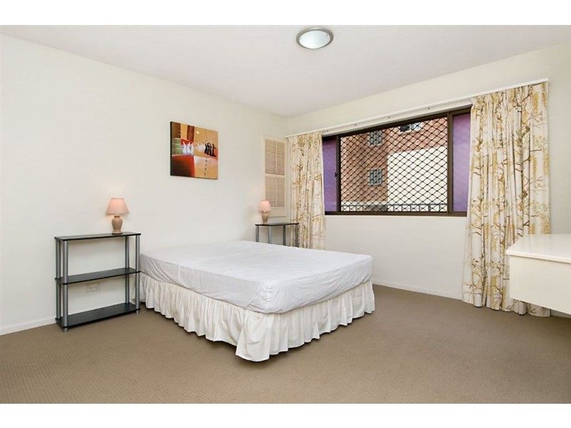 1/14 Queen Street, Kings Beach QLD 4551