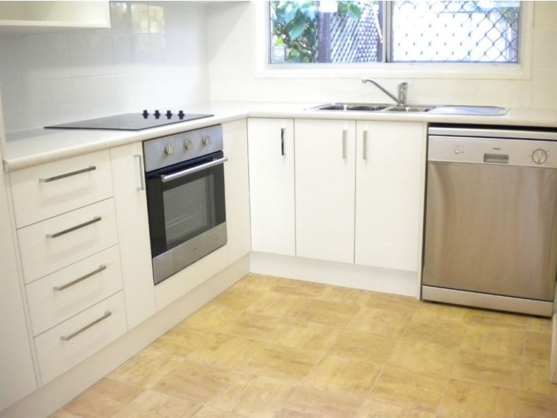 10 Coora Cres, Currimundi QLD 4551