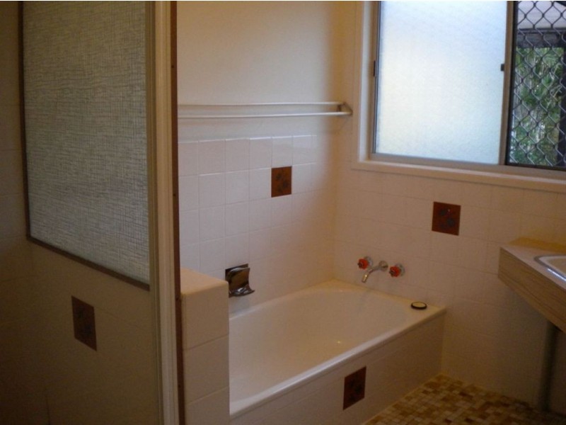 10 Coora Cres, Currimundi QLD 4551