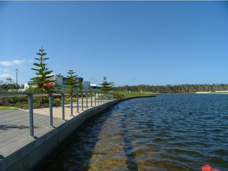 21 Deep Water Cct, Pelican Waters QLD 4551