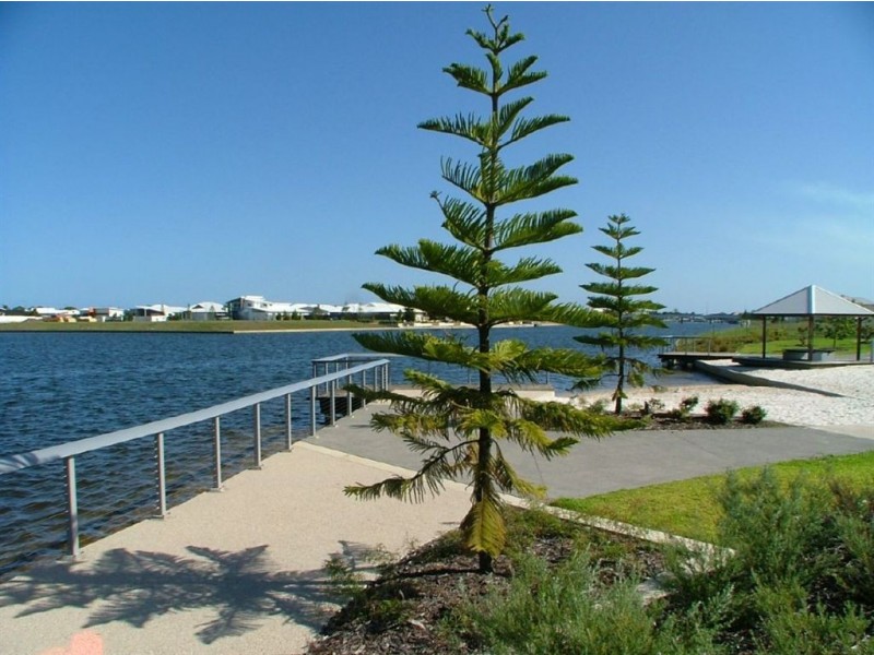 21 Deep Water Cct, Pelican Waters QLD 4551