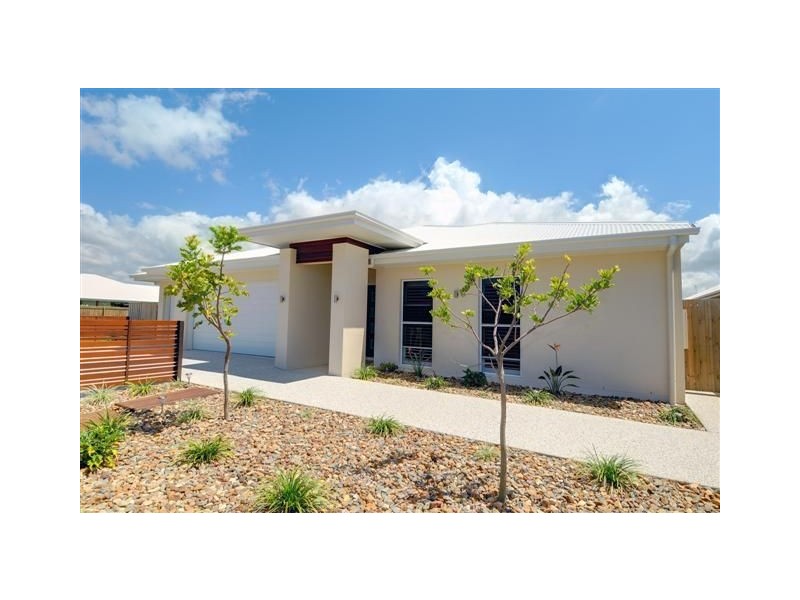 24 St Pauls Avenue, Pelican Waters QLD 4551