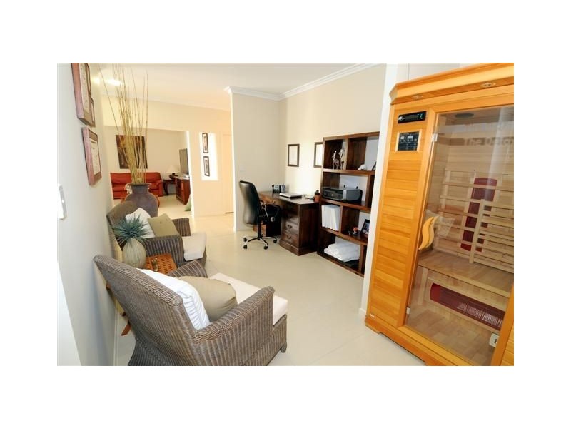 24 St Pauls Avenue, Pelican Waters QLD 4551