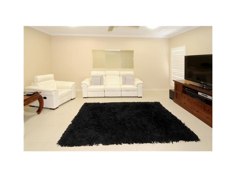 24 St Pauls Avenue, Pelican Waters QLD 4551