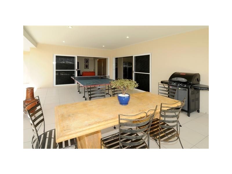 24 St Pauls Avenue, Pelican Waters QLD 4551