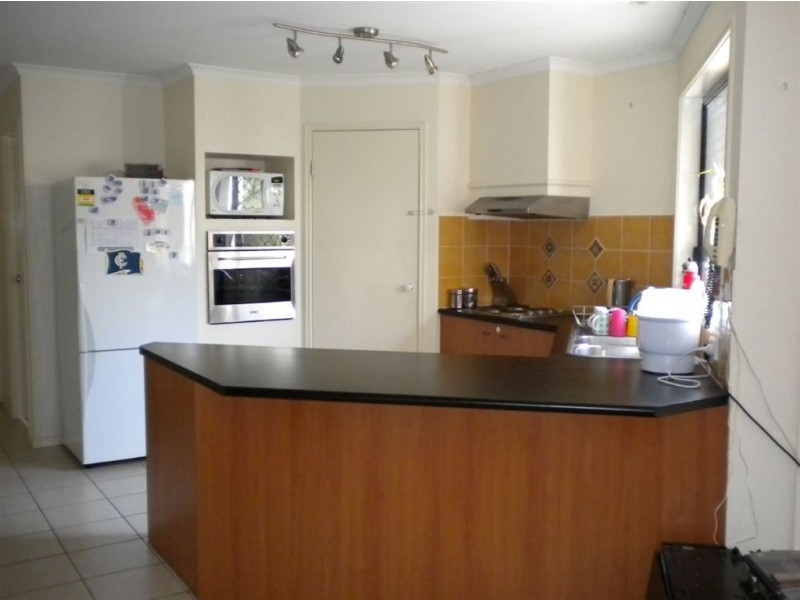 12 Kylemore Court, Caloundra West QLD 4551