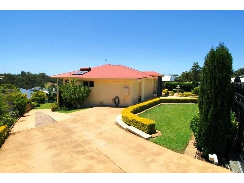 21 Grey Gum Drive, Little Mountain QLD 4551