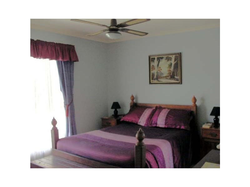 2 Donegal Court, Little Mountain QLD 4551