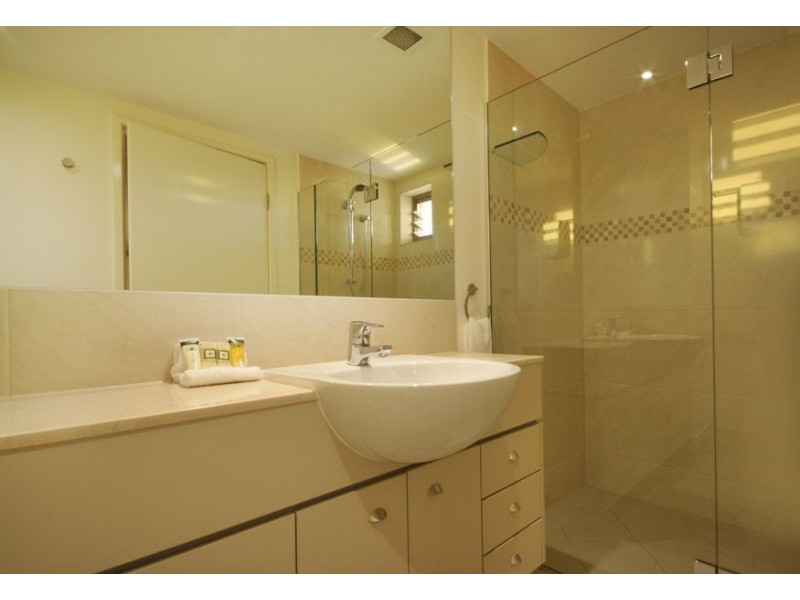 610/611/115 Bulcock Street, Caloundra QLD 4551