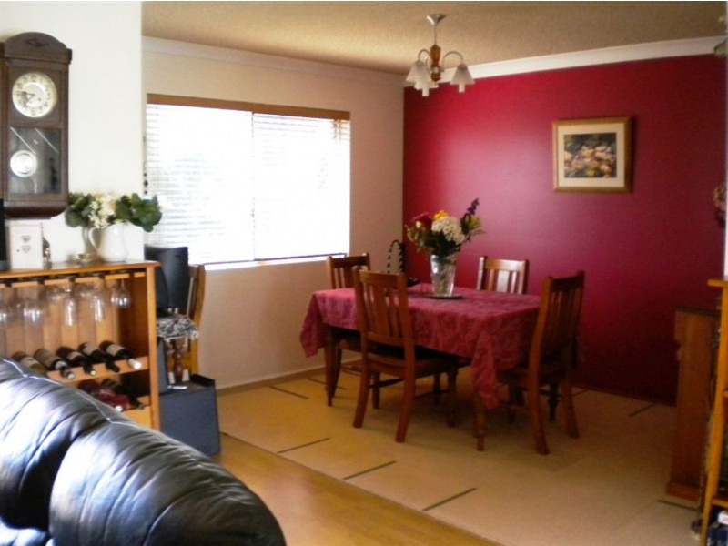 1/4 Oxley Street, Golden Beach QLD 4551