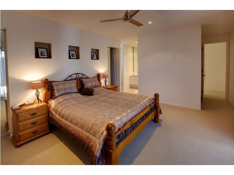 15 Rutherford Place, Pelican Waters QLD 4551