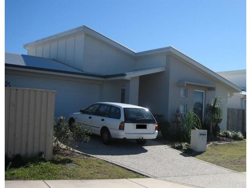 5 Howitt Street, Caloundra West QLD 4551