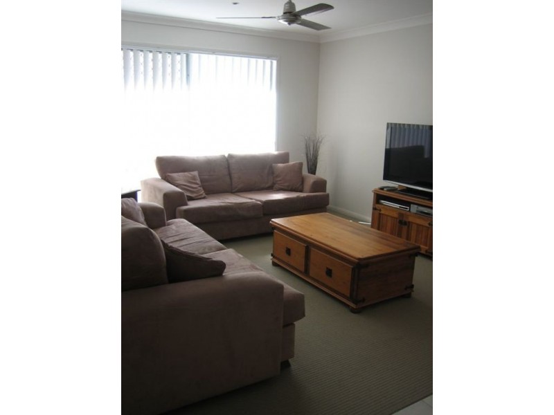5 Howitt Street, Caloundra West QLD 4551