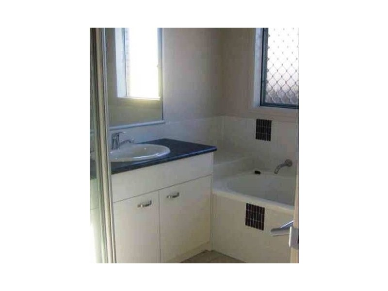 5 Howitt Street, Caloundra West QLD 4551