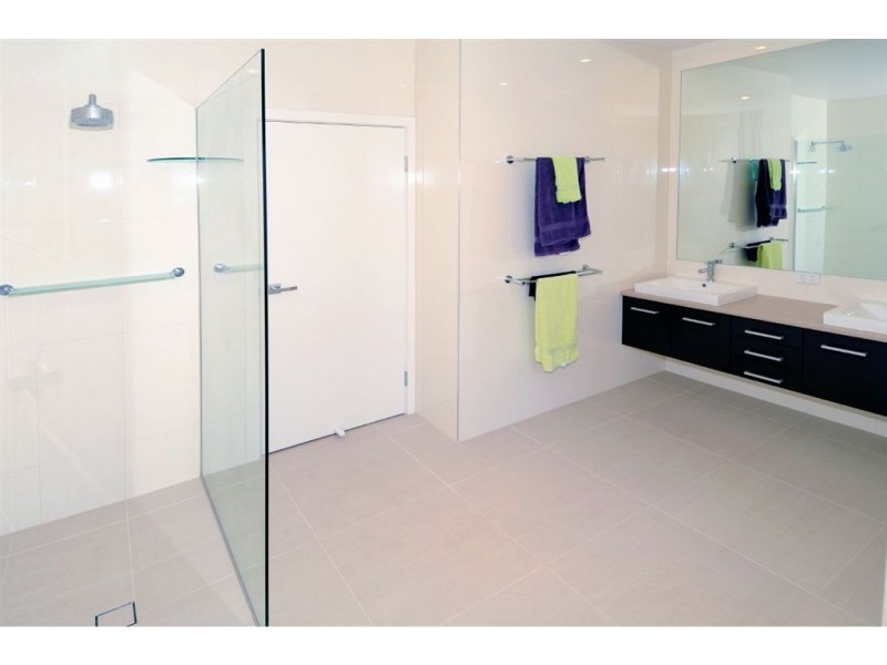 27 Deep Water Circuit, Pelican Waters QLD 4551