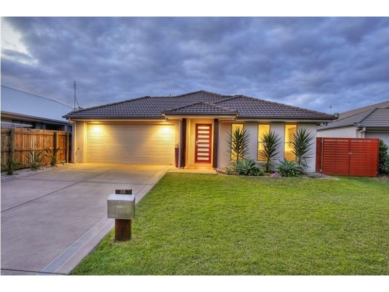 38 Birchgrove Street, Sippy Downs QLD 4556