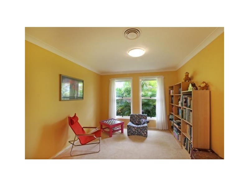 42 Sir Joseph Banks Drive, Pelican Waters QLD 4551