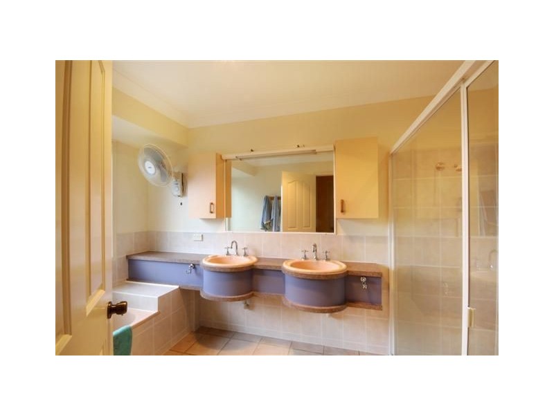 42 Sir Joseph Banks Drive, Pelican Waters QLD 4551