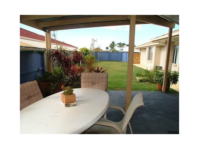 42 Sir Joseph Banks Drive, Pelican Waters QLD 4551