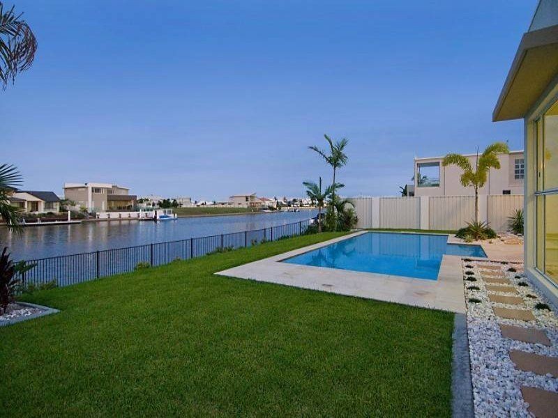 7 Artunga Pl, Pelican Waters QLD 4551