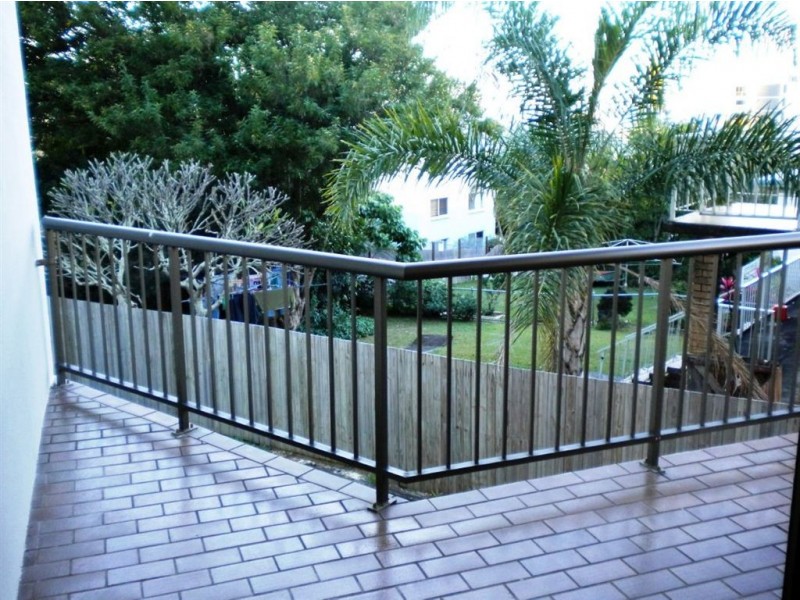 1/7 Upper Gay Terrace, Kings Beach QLD 4551